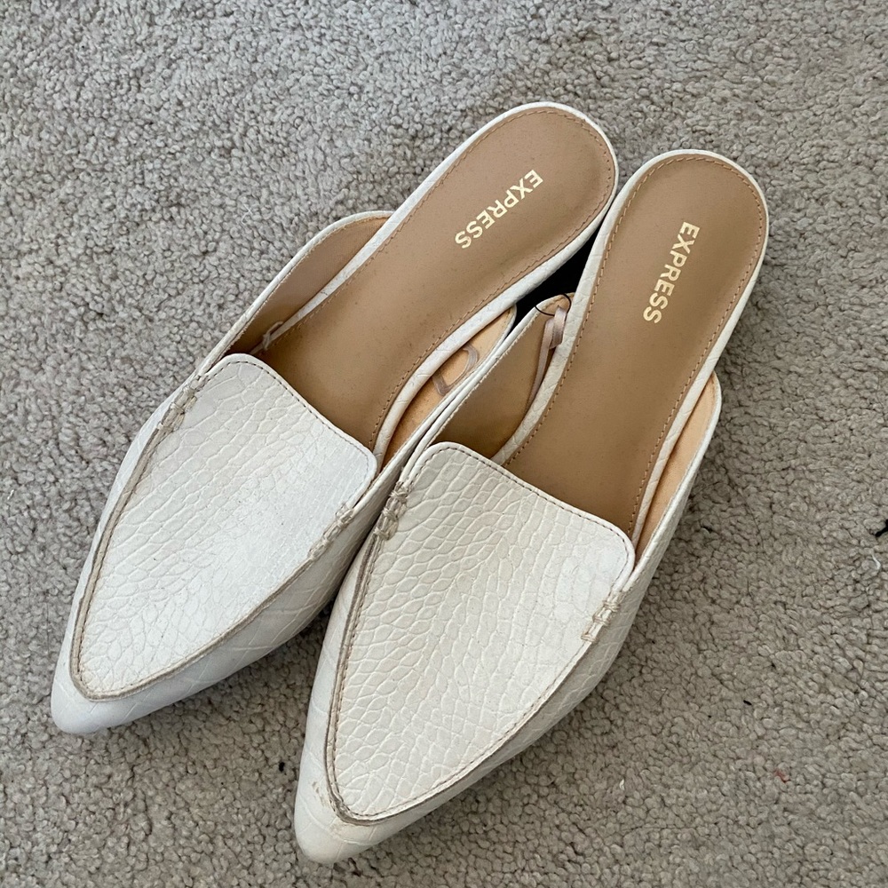 Express shoes